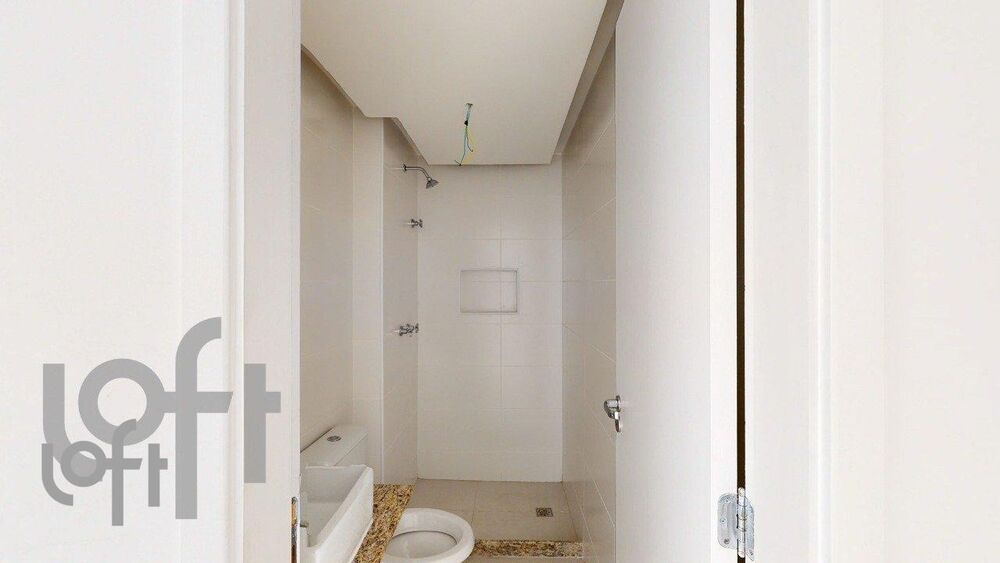Apartamento à venda com 2 quartos, 68m² - Foto 3