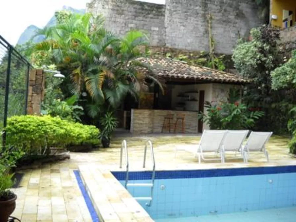 Casa, 4 quartos, 375 m² - Foto 1