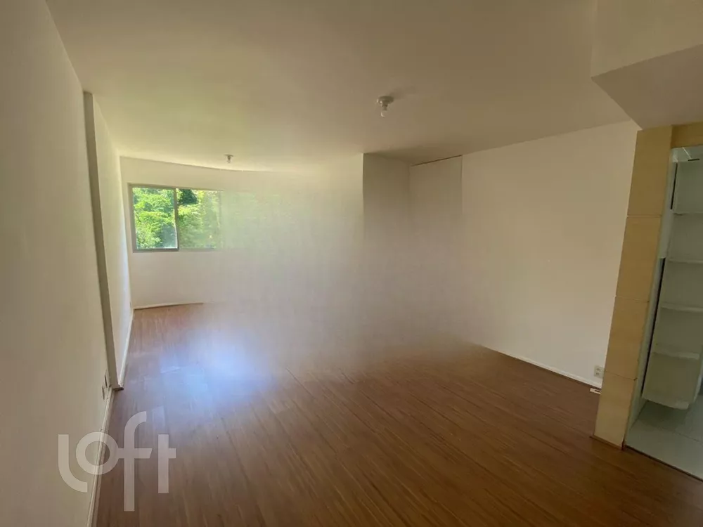 Apartamento à venda com 3 quartos, 100m² - Foto 3