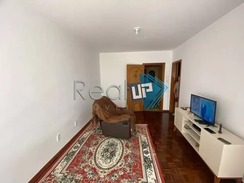 Apartamento à venda com 3 quartos, 74m² - Foto 4