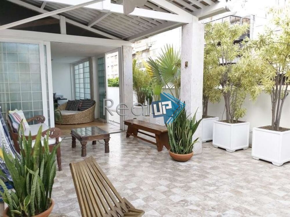 Cobertura à venda com 4 quartos, 460m² - Foto 1