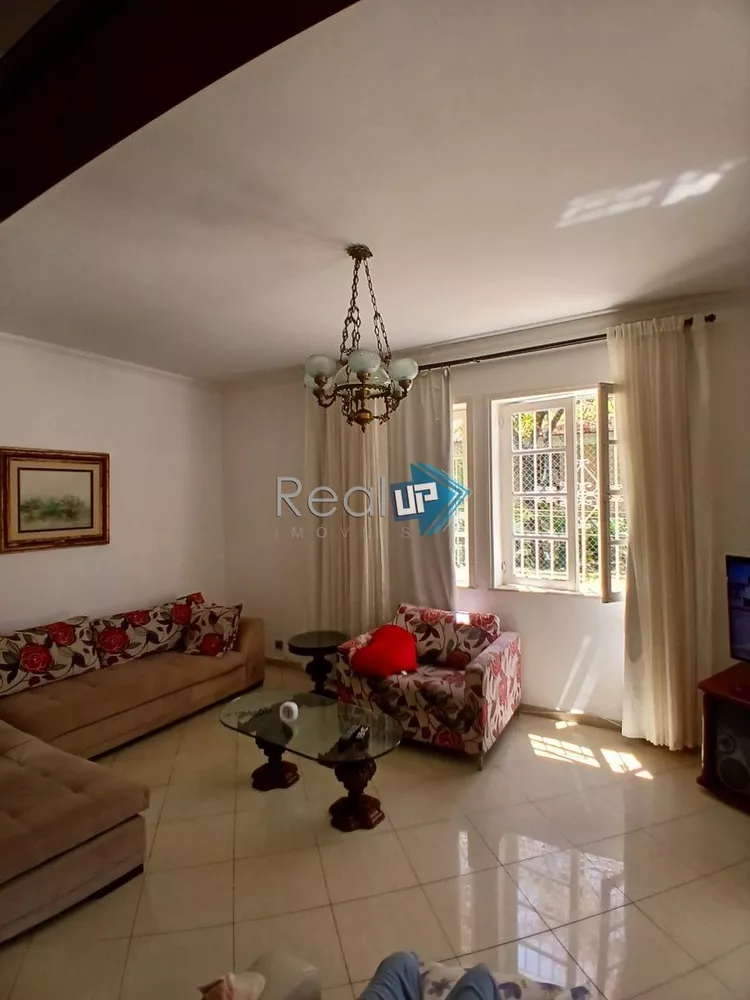 Casa, 5 quartos, 300 m² - Foto 13