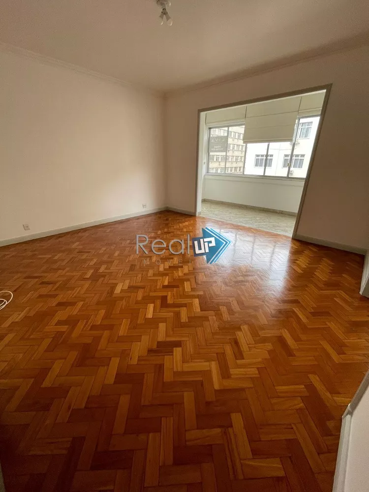 Apartamento à venda com 3 quartos, 190m² - Foto 3