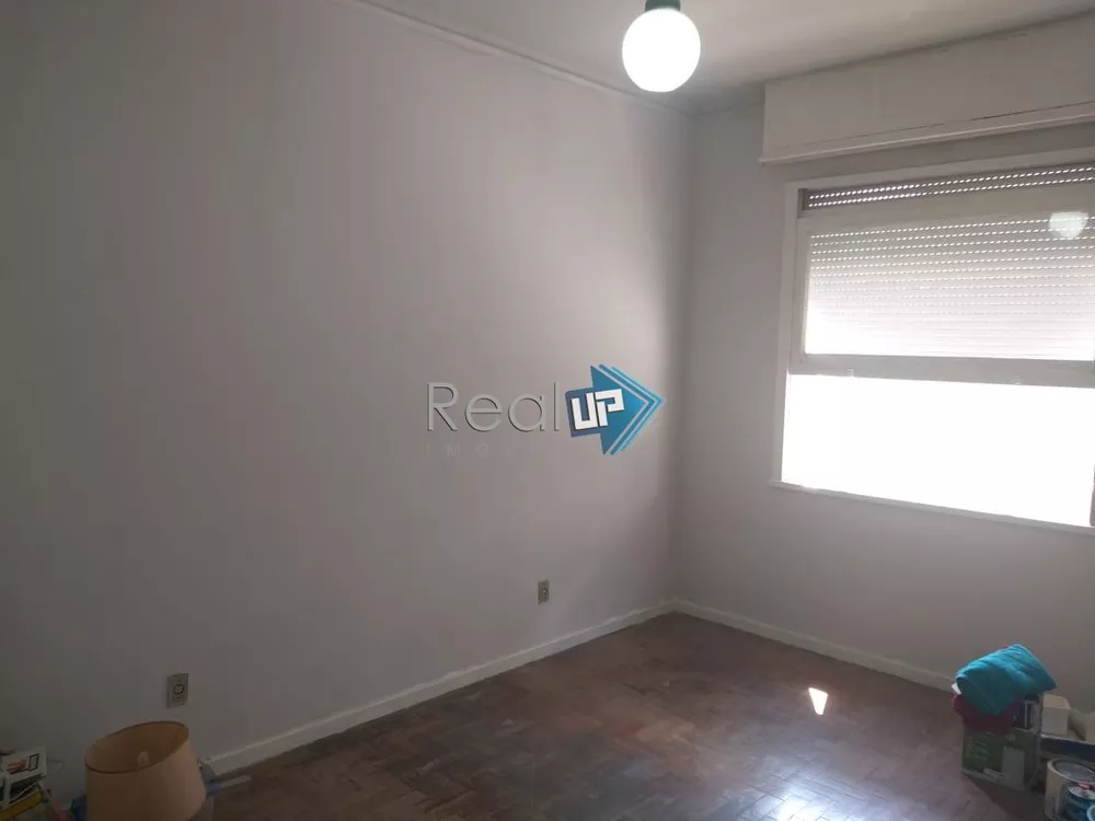 Apartamento à venda com 2 quartos, 70m² - Foto 4