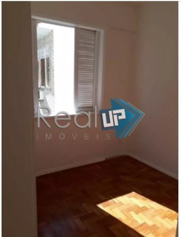 Apartamento à venda com 1 quarto, 31m² - Foto 4