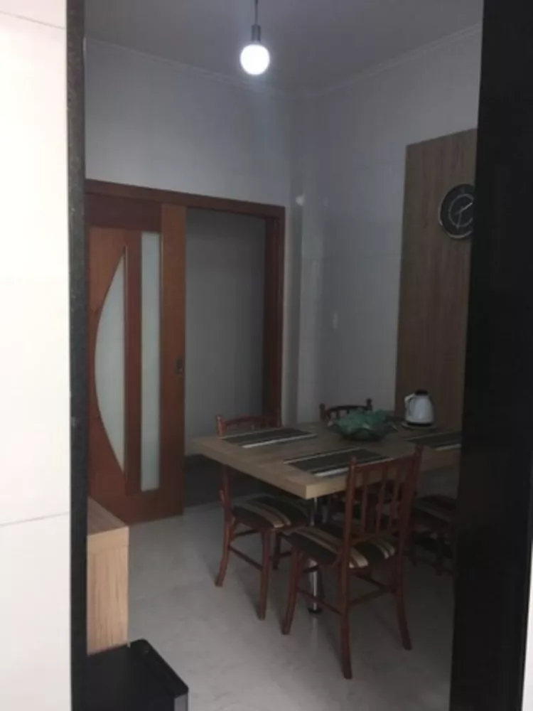 Apartamento à venda com 3 quartos, 120m² - Foto 2