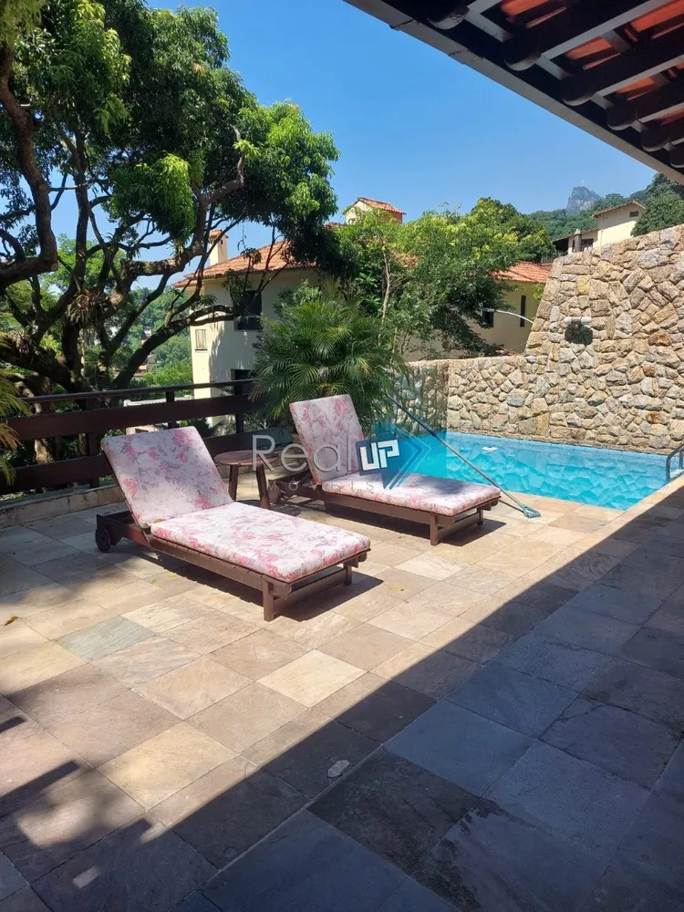 Casa, 4 quartos, 360 m² - Foto 1