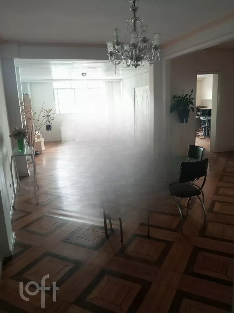 Apartamento à venda com 5 quartos, 220m² - Foto 3