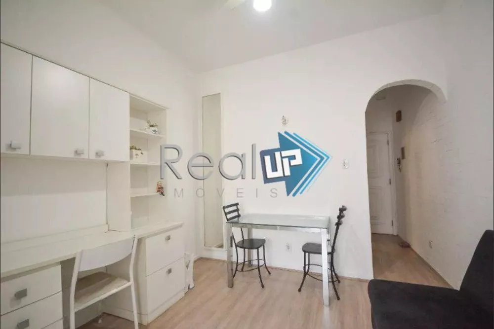 Apartamento à venda com 1 quarto, 28m² - Foto 1