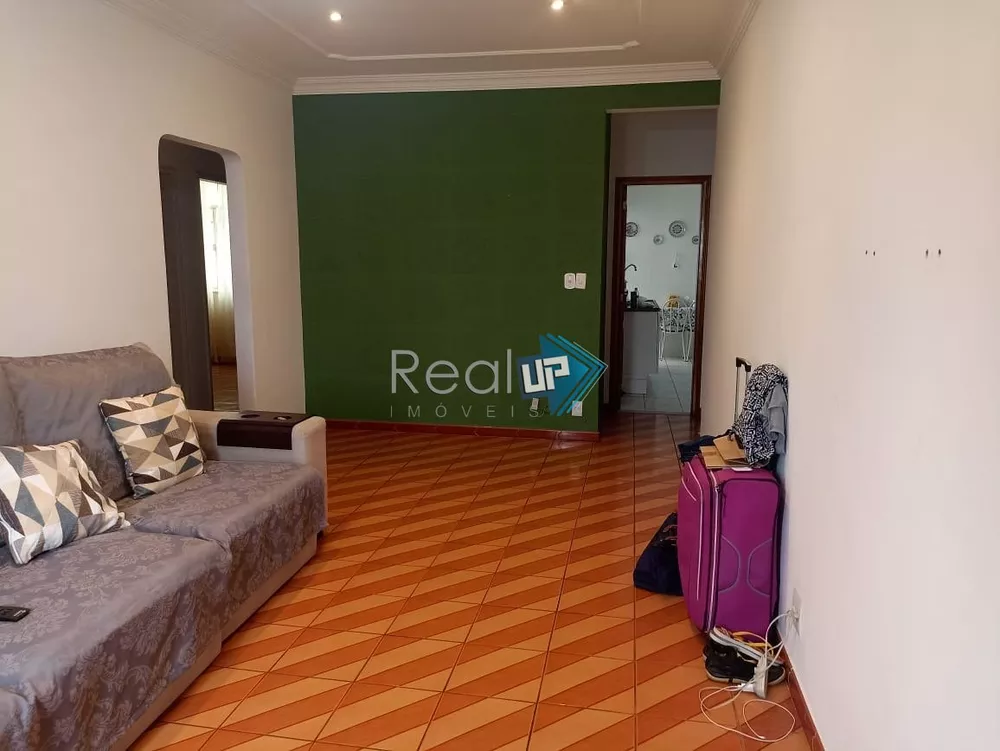 Apartamento à venda com 3 quartos, 103m² - Foto 1