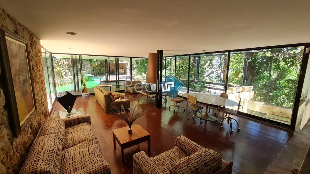 Casa, 6 quartos, 1503 m² - Foto 1