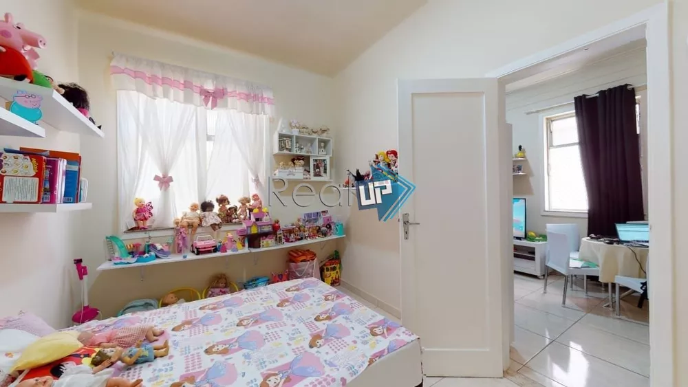 Apartamento à venda com 3 quartos, 90m² - Foto 4