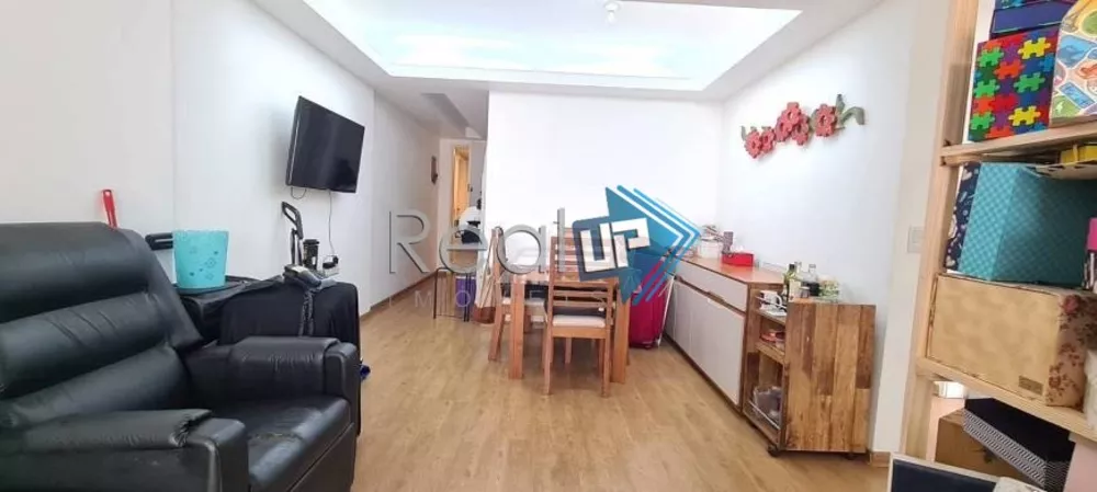 Apartamento à venda com 2 quartos, 72m² - Foto 1