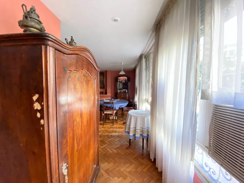 Apartamento à venda com 4 quartos, 227m² - Foto 10