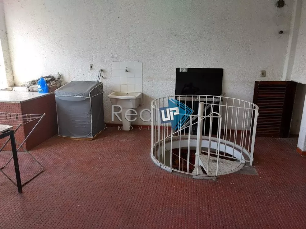 Casa, 9 quartos, 661 m² - Foto 15