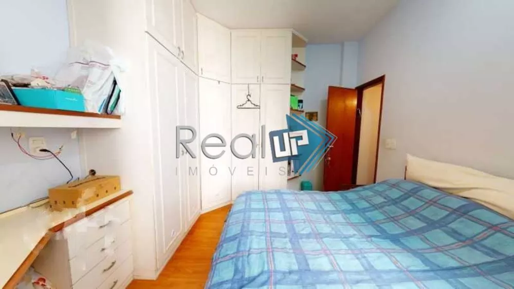 Apartamento à venda com 2 quartos, 68m² - Foto 3