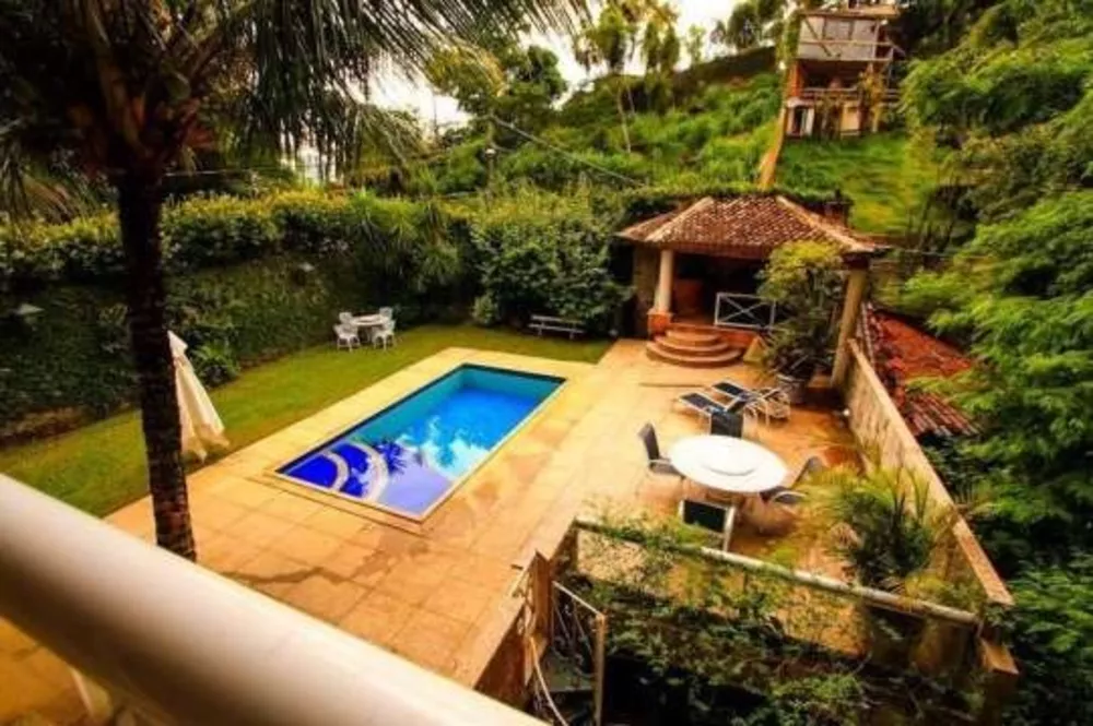 Casa, 6 quartos, 950 m² - Foto 1