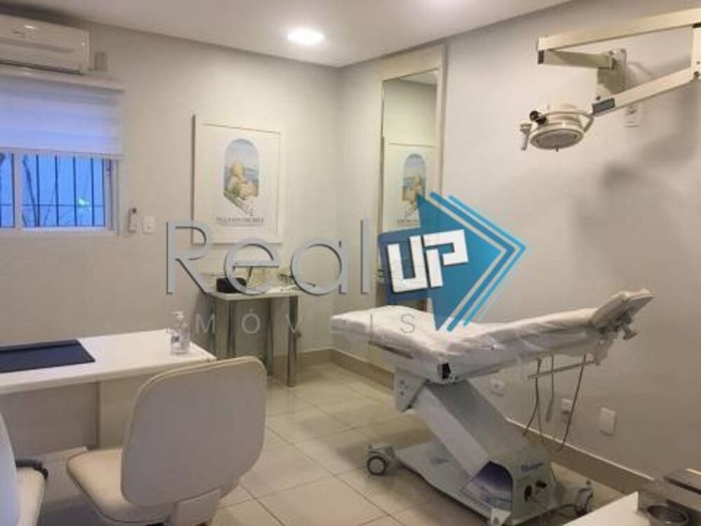 Casa Comercial à venda com 5 quartos, 1128m² - Foto 2