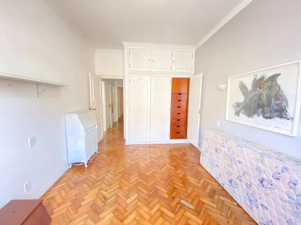 Apartamento à venda com 4 quartos, 208m² - Foto 13