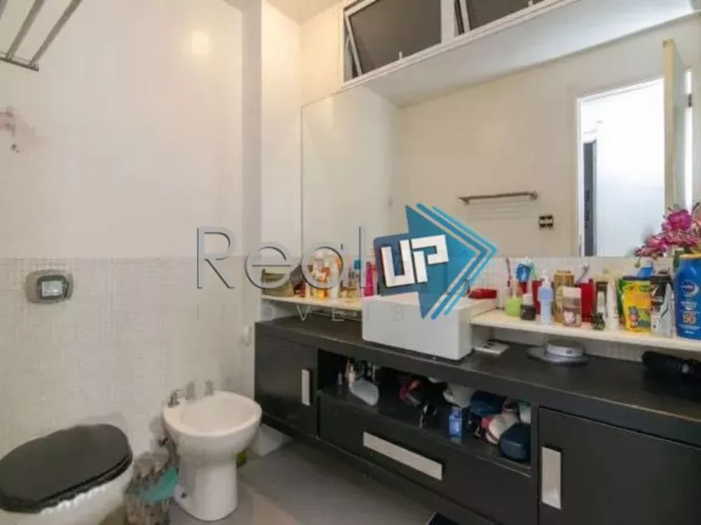 Apartamento à venda com 4 quartos, 188m² - Foto 9