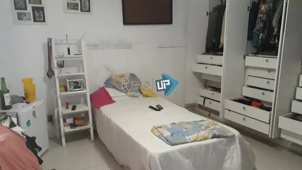 Apartamento à venda com 4 quartos, 188m² - Foto 11