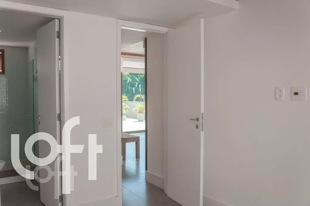 Apartamento à venda com 4 quartos, 271m² - Foto 5