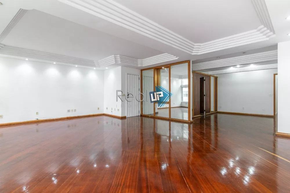 Apartamento à venda com 3 quartos, 185m² - Foto 3