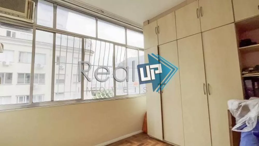 Apartamento à venda com 4 quartos, 150m² - Foto 7