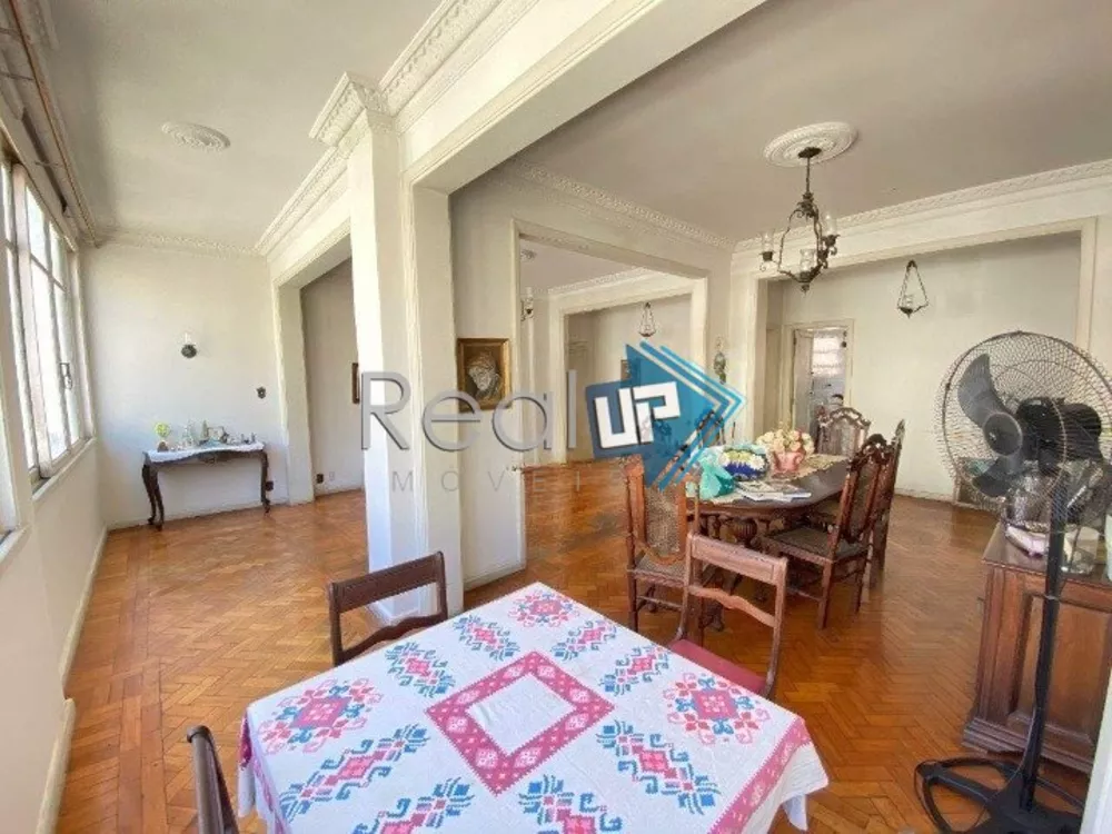 Apartamento à venda com 3 quartos, 149m² - Foto 3