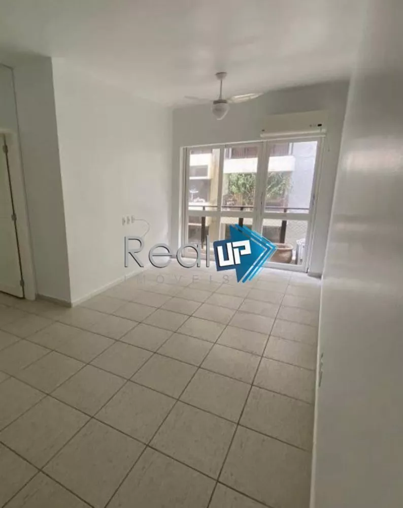 Apartamento à venda com 2 quartos, 77m² - Foto 11