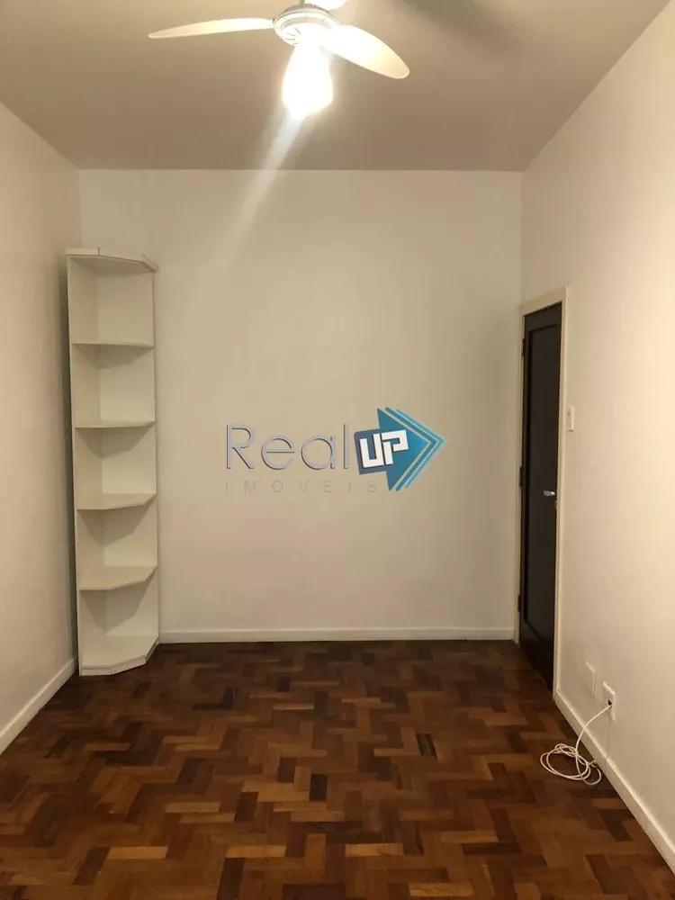 Apartamento à venda com 1 quarto, 60m² - Foto 6