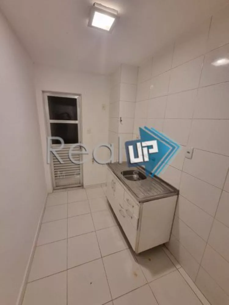 Apartamento à venda com 1 quarto, 60m² - Foto 12