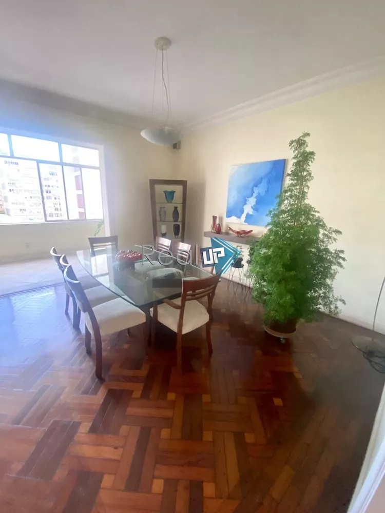 Apartamento à venda com 4 quartos, 270m² - Foto 2