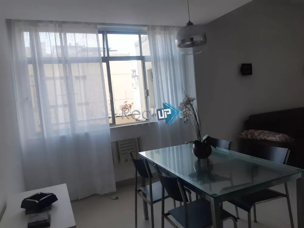 Apartamento à venda com 2 quartos, 65m² - Foto 2