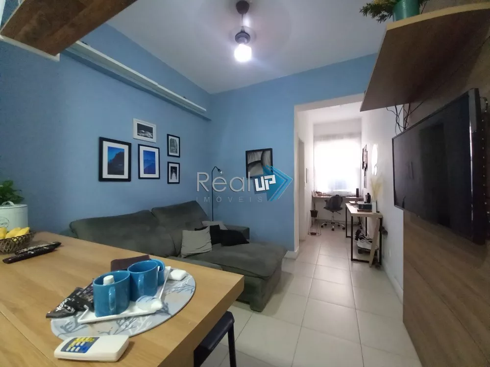 Apartamento à venda com 1 quarto, 32m² - Foto 4