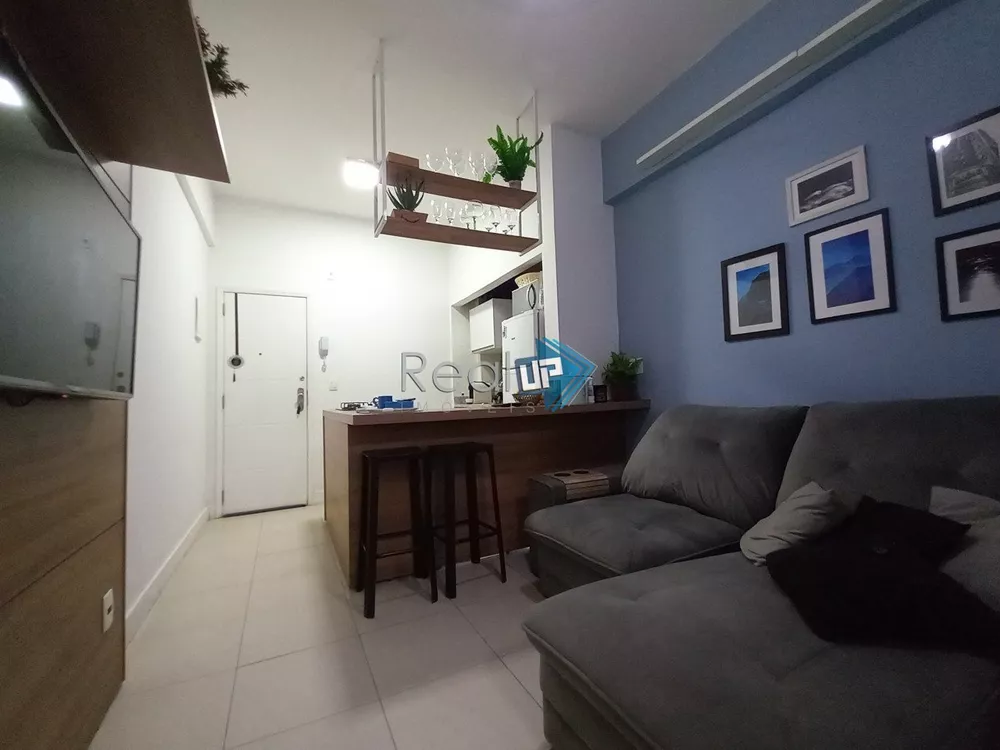 Apartamento à venda com 1 quarto, 32m² - Foto 3