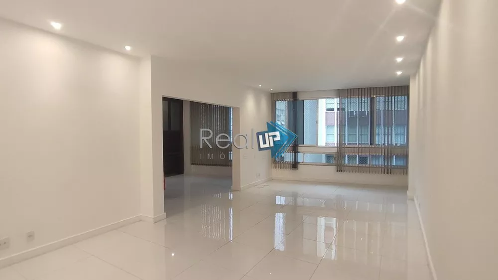 Apartamento à venda com 3 quartos, 120m² - Foto 1