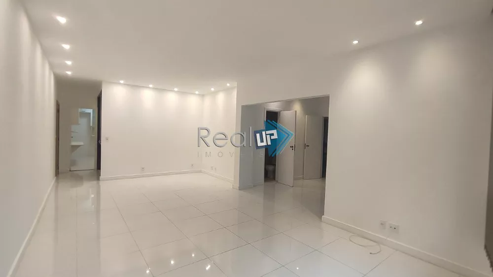 Apartamento à venda com 3 quartos, 120m² - Foto 2