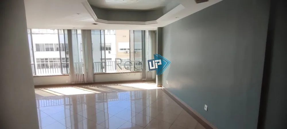 Apartamento, 3 quartos, 168 m² - Foto 2