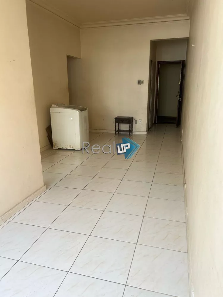 Apartamento à venda com 2 quartos, 60m² - Foto 6