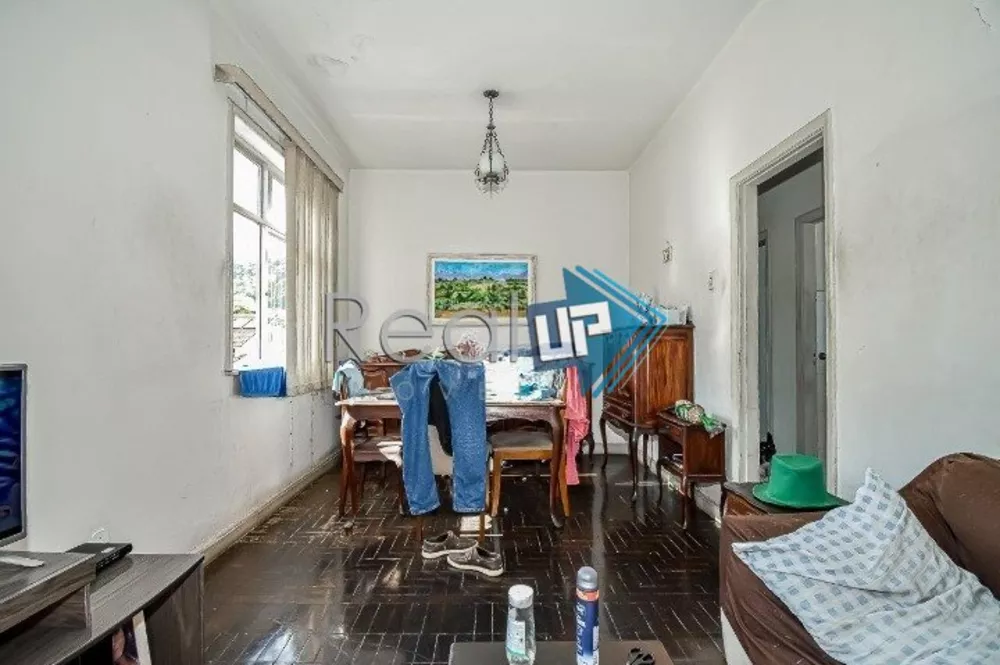 Apartamento à venda com 2 quartos, 76m² - Foto 3