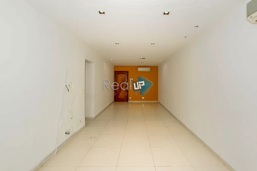 Apartamento à venda com 3 quartos, 137m² - Foto 4