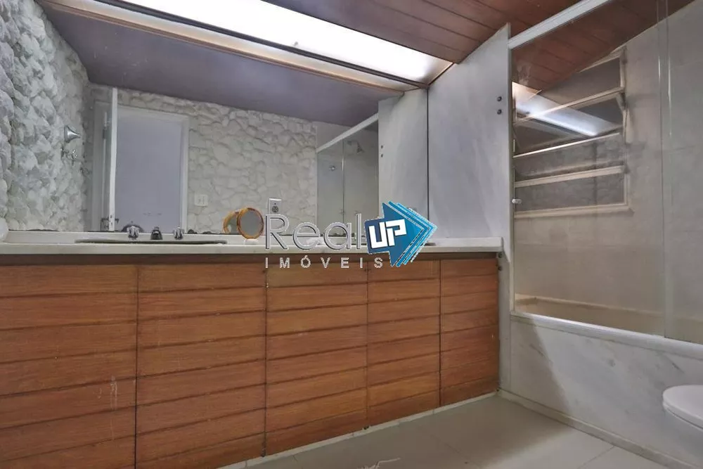 Apartamento, 3 quartos, 178 m² - Foto 1
