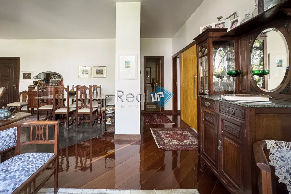 Apartamento, 3 quartos, 137 m² - Foto 2