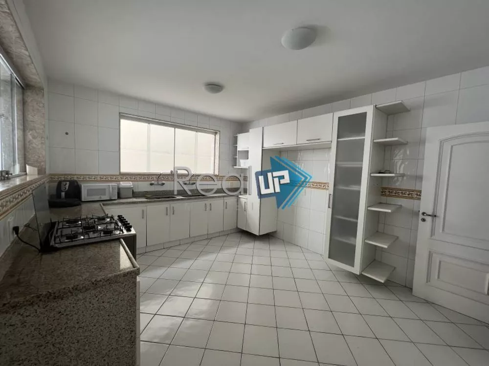 Casa, 4 quartos, 350 m² - Foto 17