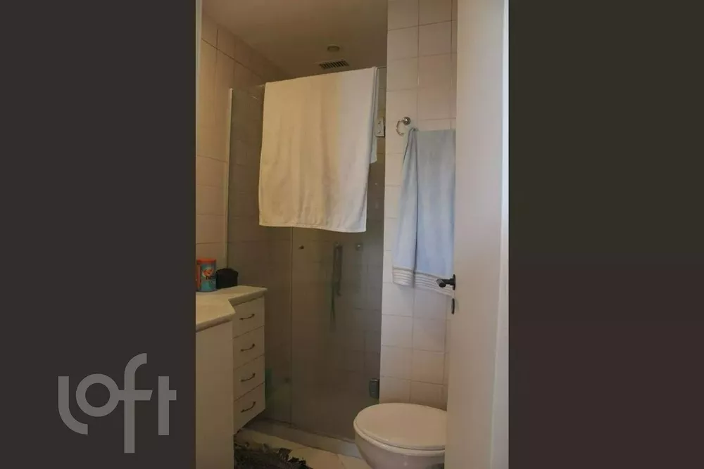 Apartamento à venda com 2 quartos, 72m² - Foto 10