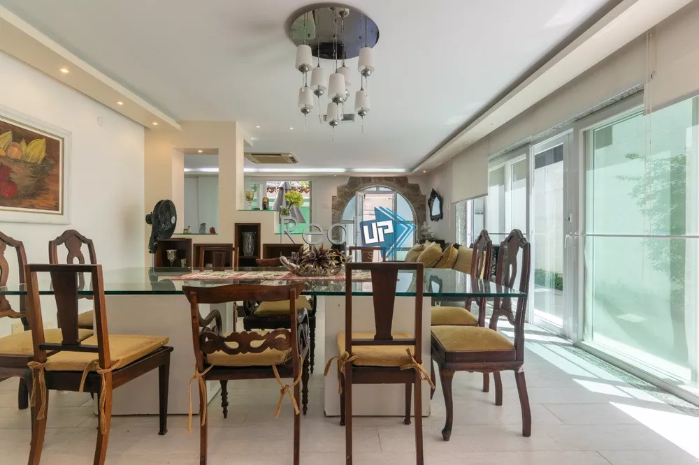 Casa, 5 quartos, 325 m² - Foto 8