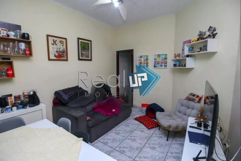 Apartamento à venda com 1 quarto, 59m² - Foto 2