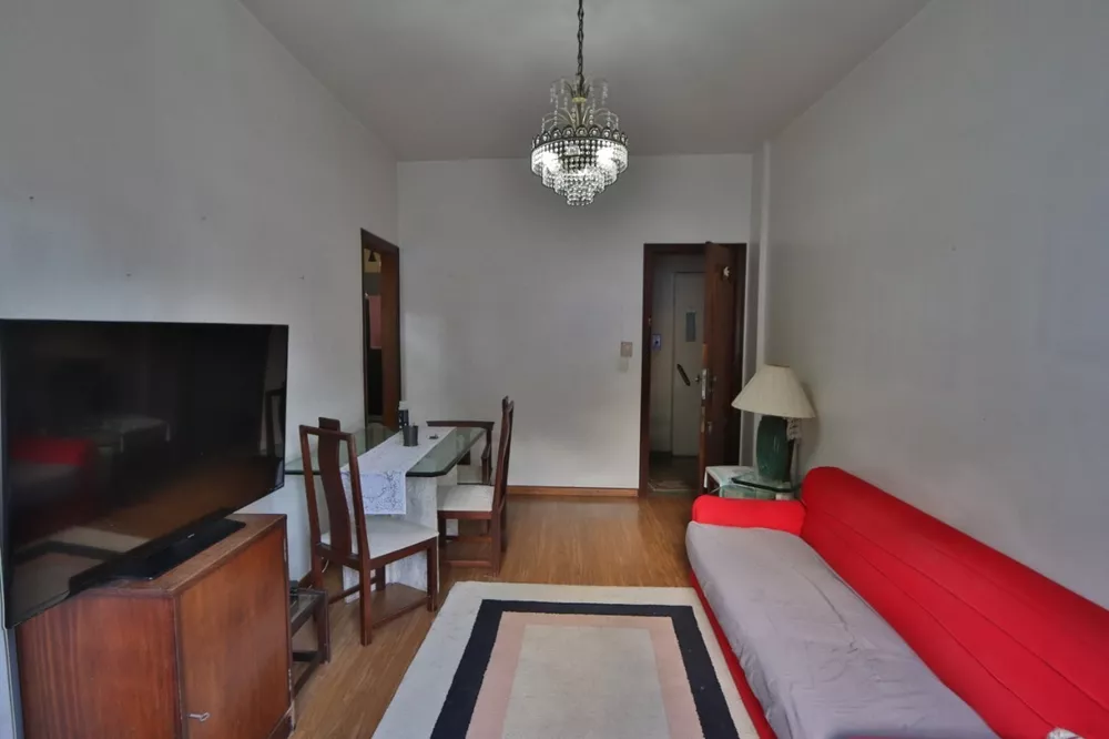 Apartamento à venda com 2 quartos, 75m² - Foto 2