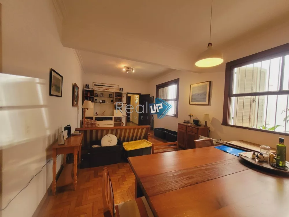 Apartamento à venda com 3 quartos, 110m² - Foto 4